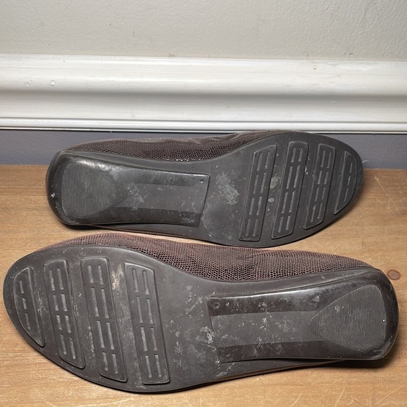 Elites by Walking Cradles Brown Flat 6.5 - Picture 5 of 7
